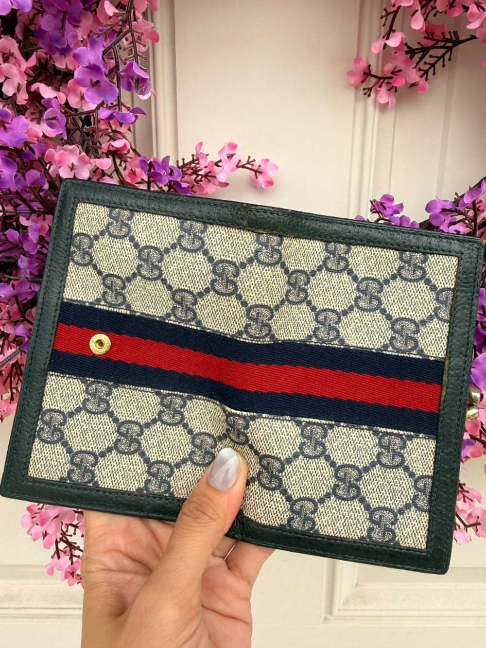 Vintage Gucci Wallet - Picture 4 of 8